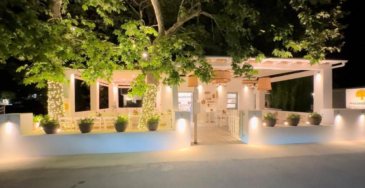 Paris Studios & Apartment Agia Paraskevi  Ngoại thất bức ảnh